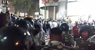 சமூக வலைதளத்தில் முஸ்லிம்கள் பற்றி சர்ச்சை பதிவு: ம.பி.யில் பதற்றம்... ஒருவர் கைது! 