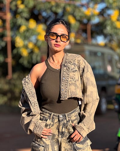 தீயே தீயே... அனுஷ்கா சென்!