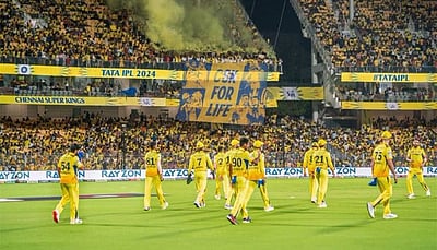 சில நிமிடங்களிலேயே விற்றுத் தீர்ந்த சிஎஸ்கே - மும்பை போட்டி டிக்கெட்டுகள்! ரசிகர்கள் ஏமாற்றம்