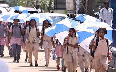 கோடை வெப்பத்திலிருந்து பாதுகாத்து கொள்வதற்கான நெறிமுறைகள் வெளியீடு