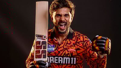 மிரட்டிய டிராவிஸ் ஹெட்: விராட் கோலி அளித்த பரிசால் சதமடித்த நிதீஷ் ரெட்டி!