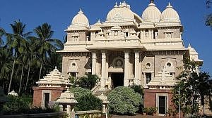 ஆரோக்கியமான மருத்துவமனைக்கு நூறு வயது!