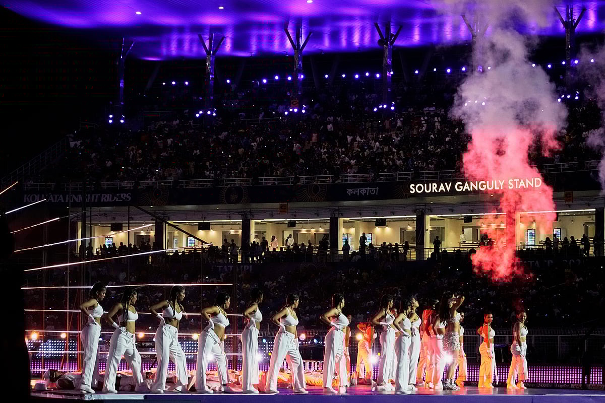 வண்ணமயமாக தொடங்கியது ஐபிஎல்  - புகைப்படங்கள்