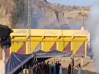 பலூச் ஆர்வலர்களின் போராட்டத்தில் பாக். படையினர் துப்பாக்கிச் சூடு?