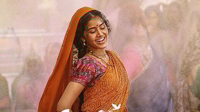 அனுபமாவின் பரதா படத்தின் முதல் பாடல்!