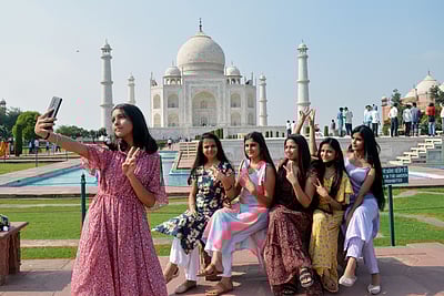 உள்நாட்டு சுற்றுலாப் பயணிகள் 44% அதிகரிப்பு! 