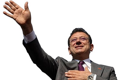 இஸ்தான்புல் மேயா் கைது: துருக்கியில் வலுக்கும் போராட்டம்