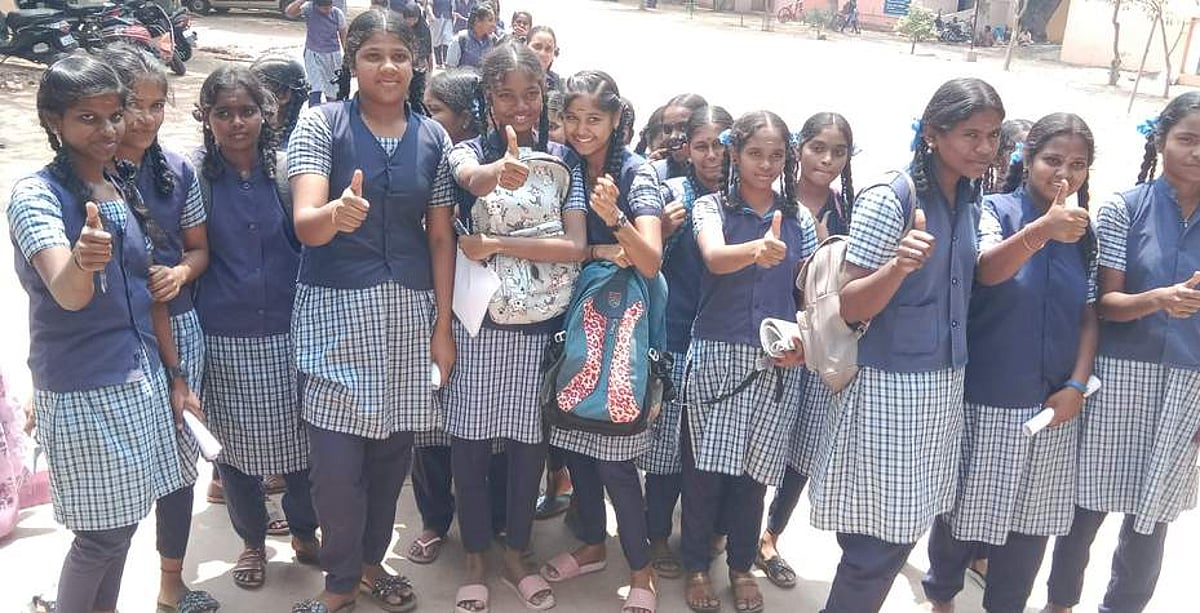 தமிழகத்தில் பிளஸ் 2 பொதுத் தோ்வு நாளை தொடக்கம்: 8.27 லட்சம் போ் எழுதுகின்றனா்