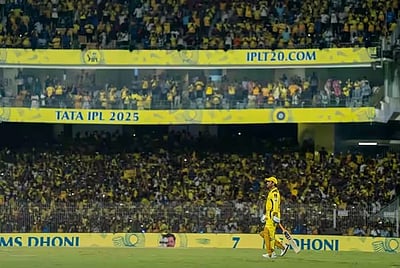 லட்சக்கணக்கானோர் ஏமாற்றம்! நிமிடங்களில் விற்றுத் தீர்ந்த சிஎஸ்கே - ஆர்சிபி டிக்கெட்டுகள்!