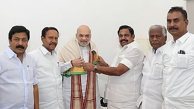 அதிமுக - பாஜக கூட்டணியா? அமித் ஷா சூசகம்!