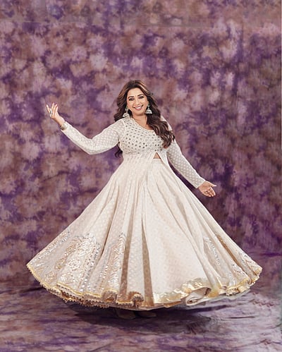 அமுத கீதம்... ஸ்ரேயா கோஷல்!