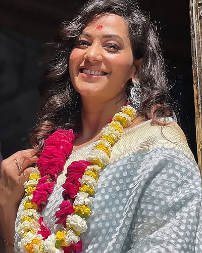 எண்ணங்களை அழகாக வெளிப்படுத்திய.. அஞ்சனா!