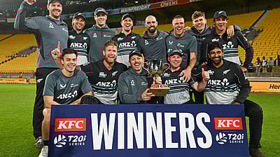 கடைசி டி20: 10 ஓவர்களில் வென்ற நியூசிலாந்து..! பாகிஸ்தான் படுதோல்வி!