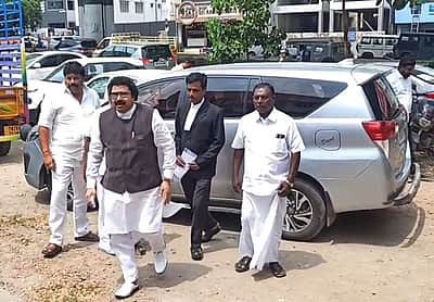 சி.பி.சி.ஐ.டி அலுவலகத்தில் சுதாகரனிடம் ஒரு மணி நேரம் விசாரணை!