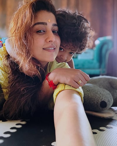 ஆனந்த யாழை மீட்டுகிறான்... நயன்தாரா