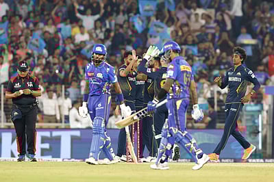 2-வது போட்டியிலும் தோல்வி: குஜராத்திடம் வீழ்ந்தது மும்பை!