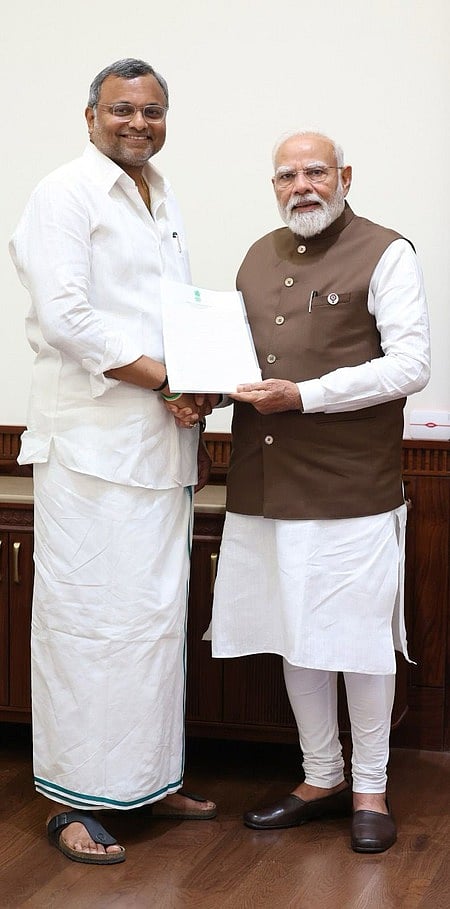 அதிகரித்து வரும் நாய்க்கடி பிரச்னை: பிரதமருடன் காா்த்தி சிதம்பரம் சந்திப்பு!