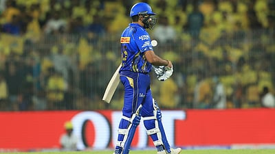 பேட்டிங் கை நழுவிச்செல்லும் நிலையில் ரோஹித் சர்மா..! என்ன செய்ய வேண்டும்? 