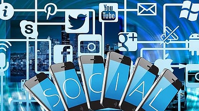 ஸ்மார்ட்போன்களில் நேரம் செலவிடும் இந்தியர்களால் வருவாய் அதிகரிப்பு!