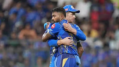 அஸ்வனி, ரயான் அபாரம்; மும்பைக்கு முதல் வெற்றி