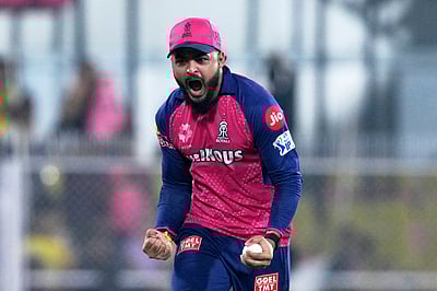 ராஜஸ்தான் பொறுப்பு கேப்டன் ரியான் பராக்கிற்கு அபராதம்!