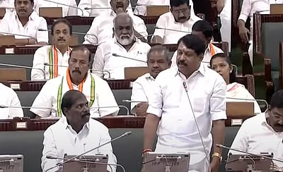 திருச்சியில் பேரவை கூட்டம்: 
நயினாா் நாகேந்திரன் வலியுறுத்தல் 