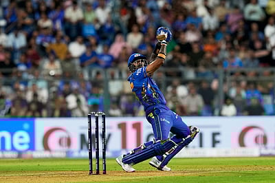 டி20 போட்டிகளில் 8,000 ரன்களைக் கடந்து சூர்யகுமார் யாதவ் சாதனை!