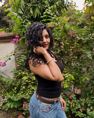 ரீங்கார நினைவுகளாக... ரித்திகா!