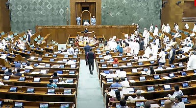 நாடாளுமன்றத்தில் எதிரொலித்த எம்புரான் சர்ச்சை: மக்களவை ஒத்திவைப்பு!