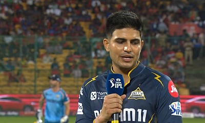 ஆர்சிபி பேட்டிங்: குஜராத் அணியில் ரபாடா விலகல்! 