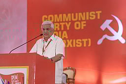 அமைதிப் பூங்காவாக தமிழகம் திகழ திமுக ஆட்சி தொடர வேண்டும்: பிரகாஷ் காரத்