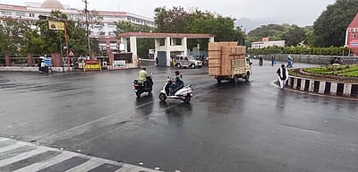 பகல் 1 வரை 25 மாவட்டங்களில் மழை தொடரும்!