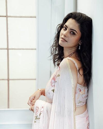 பூவே பூச்சூடவா... ஸ்வாதிஷ்டா!  