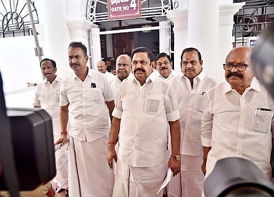 ஏப். 23-ல் அதிமுக எம்எல்ஏக்களுக்கு இபிஎஸ் விருந்து!