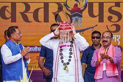 நக்சல்களைக் கொல்வதில் மகிழ்ச்சியில்லை: அமித்ஷா 