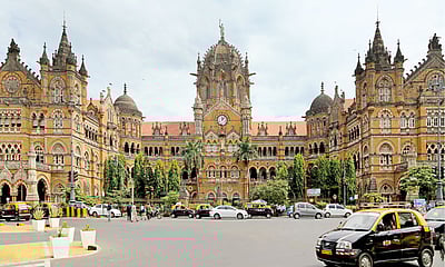 சிக்கு புக்கு.. சிக்கு புக்கு ரயிலே...