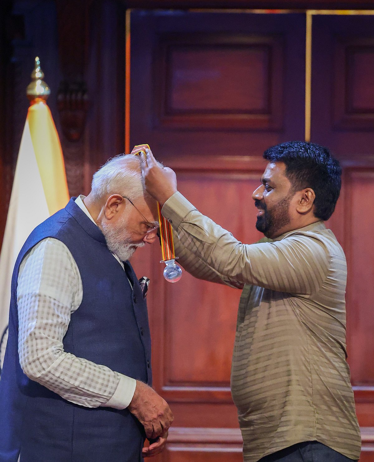 மித்ர விபூஷண விருது