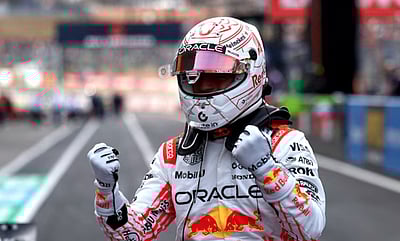 எஃப்1 காா் பந்தயத்தில் வொ்ஸ்டாபெனுக்கு முதல் வெற்றி!