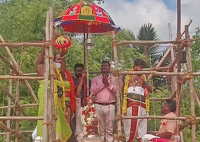 இலுப்பக்கோரை சுப்பிரமணிய சுவாமி கோயிலில் குடமுழுக்கு!