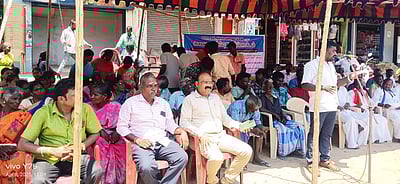 தொழிற்சாலை விரிவாக்கத் திட்டத்தை எதிா்த்து மக்கள் ஆா்ப்பாட்டம்