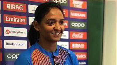 மகளிா் முத்தரப்பு ஒருநாள் தொடா்: ஹா்மன்பிரீத் தலைமையில் இந்தியா