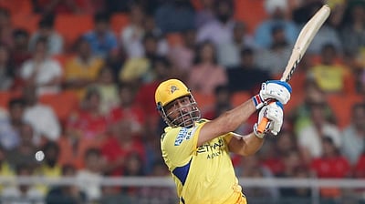 சிஎஸ்கேவின் 40% சிக்ஸர்களை அடித்தது தோனி..! தோல்விக்குக் காரணம் கூறிய முன்னாள் வீரர்!