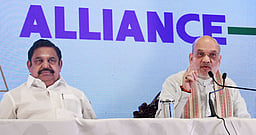 தேசிய ஜனநாயக கூட்டணி கட்சிகளின் தலைவா்களுடன்
பிரதமா் பங்கேற்கும் தமிழக கூட்டம்: அமித் ஷாவுடன் பழனிசாமி ஆலோசனை