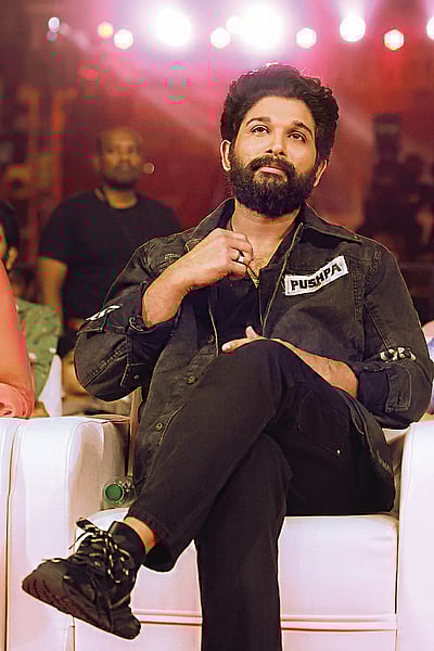 திரைக்கதிர்