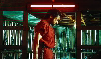 தி ஒன் - ரெட்ரோ மூன்றாவது பாடல்!