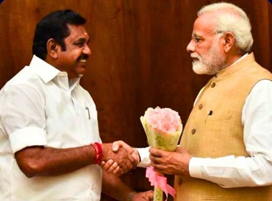 தமிழ்நாட்டின் முன்னேற்றத்திற்காக ஒன்றுபடுவோம்: மோடி தமிழில் வாழ்த்து