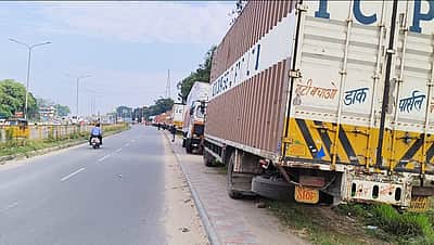 கர்நாடகத்தில் லாரிகள் வேலை நிறுத்தம்: காய்கறிகள், பழங்கள் விலை உயரும் அபாயம்!