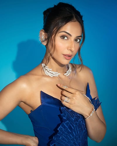 இன்பமே உந்தன் பேர்... ரகுல் ப்ரீத் சிங்!