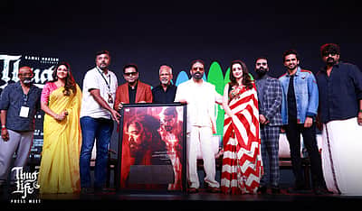 இந்தியாவின் தொடா்பு மொழி ஆங்கிலம்: கமல்ஹாசன்