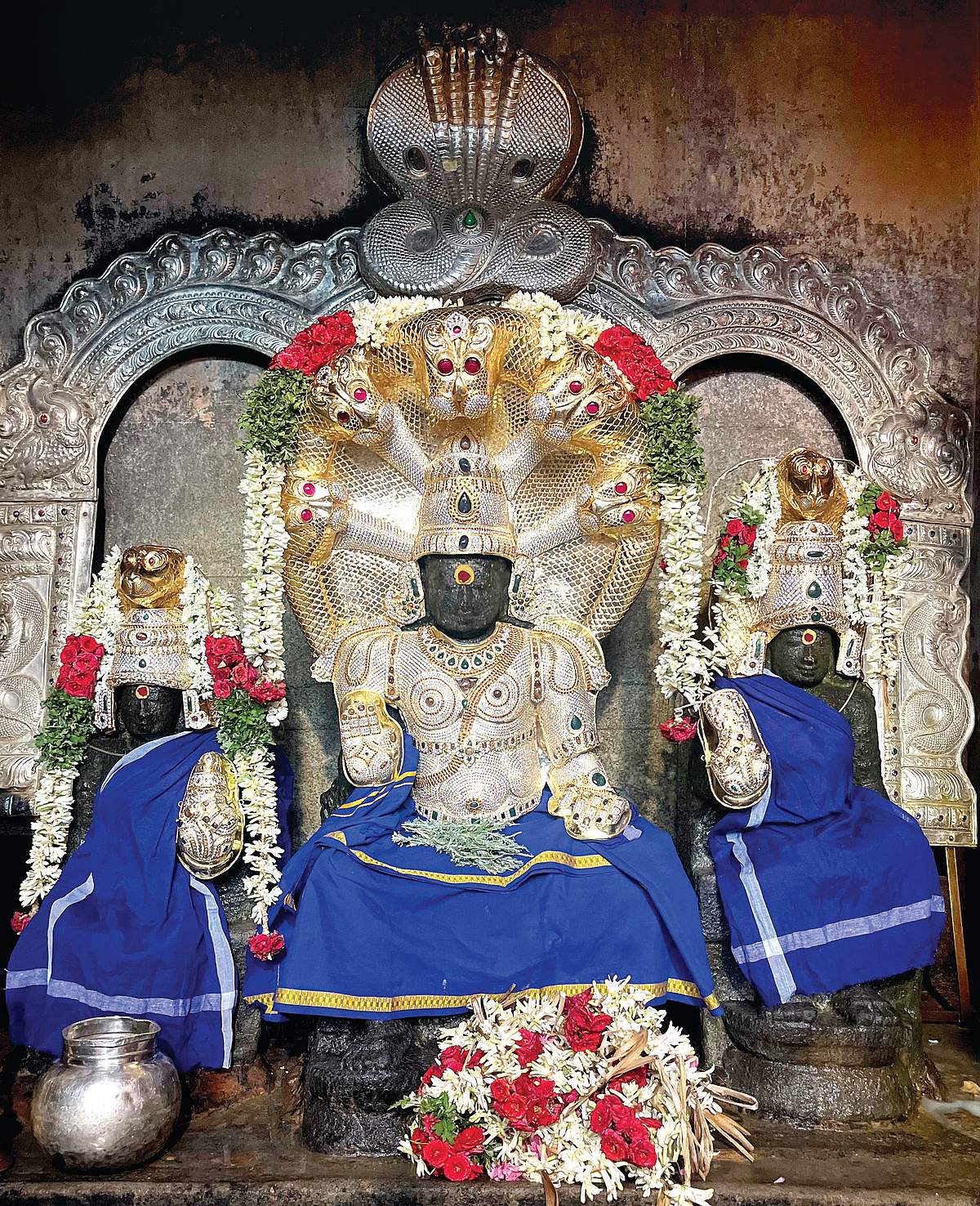 நல்ல பலன் தரும் ராகு - தினமணி